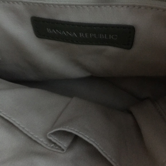 BANANA REPUBLIC Army Green Purse - Picture 3 of 4